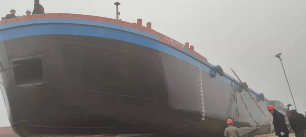 恭喜李老板船只下河，船號（四航258）